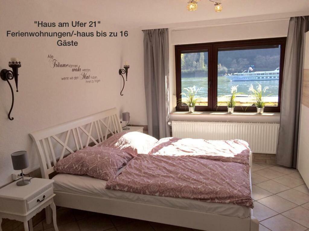 Haus Am Ufer Mit Rheinpanoramablick Apartman Koblenz  Kültér fotó