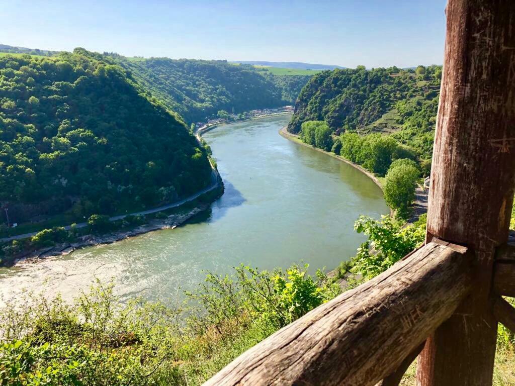 Haus Am Ufer Mit Rheinpanoramablick Apartman Koblenz  Kültér fotó